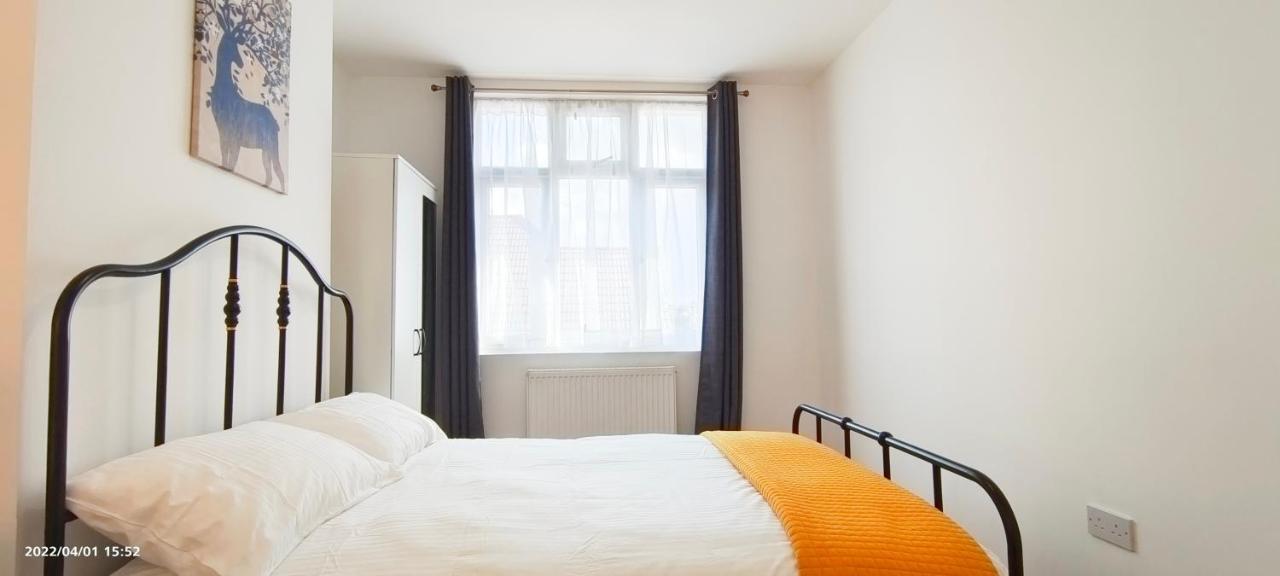 شقة Acacia Flat 189 In Wembley لندن المظهر الخارجي الصورة